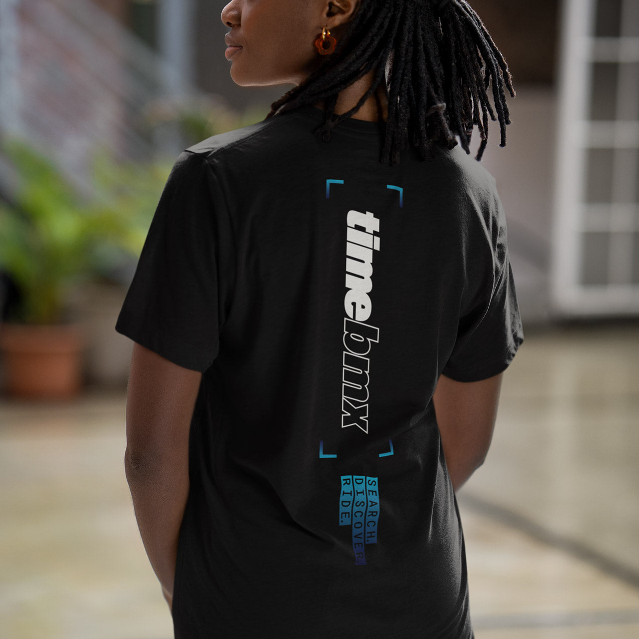 Womens - Snipe Gradient Tee